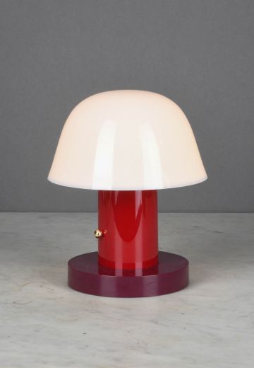 Small Red Battery Operated LED Cafe Table Lamp