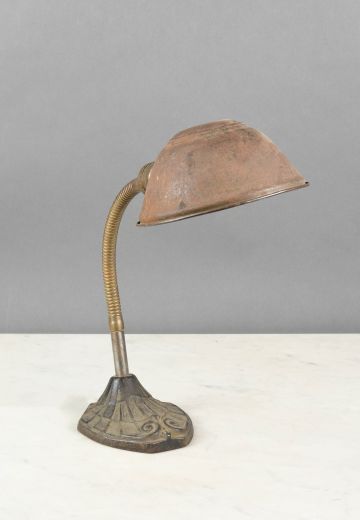 Distressed Gooseneck Desk Lamp