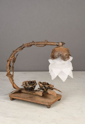 Floral Vintage Desk Lamp