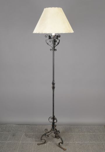 Iron Single Candle Footed Floor Lamp
