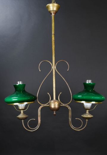 Gaslight Brass Chandelier w/Student Shades