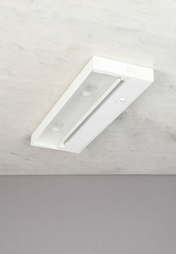 14" White Halogen Under Cabinet Light