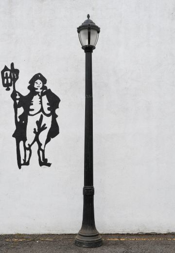 14.5' Ambassador Head Lamp Post