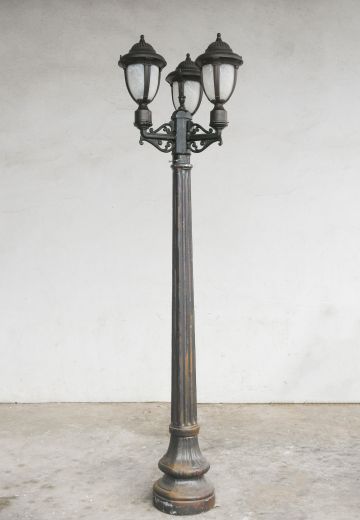 Three Head Park Style Lamp Post