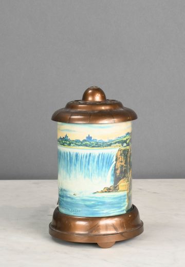 Niagra Falls Roatating Scenic Lamp