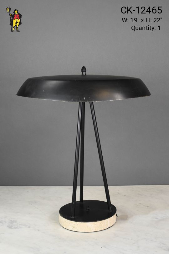Black Metal Shaded Table Lamp