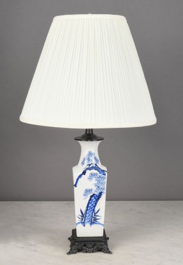 Blue & White Ceramic Ginger Jar Table Lamp