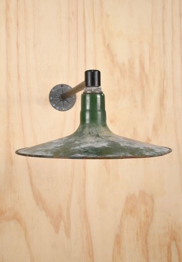 16" Distressed Green "Saucer" Porcelain Enamel Wall Mounted RLM w/Straight Arm