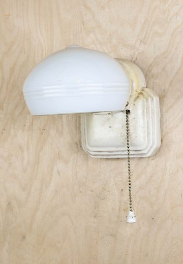 Single Light Porcelain Wall Sconce