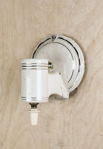 Round Single Light Porcelain Sconce