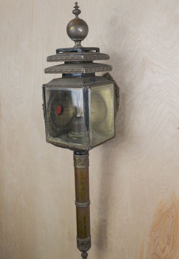 Square Brass Carriage Lantern Sconce