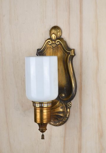 PreWar Single Light Wall Sconce
